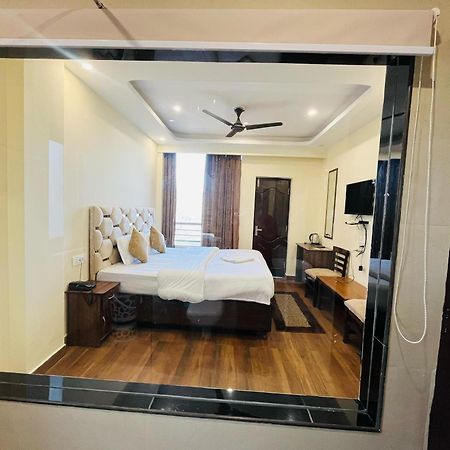 Ambrosia Grand Bed and Breakfast Σίμλα Εξωτερικό φωτογραφία